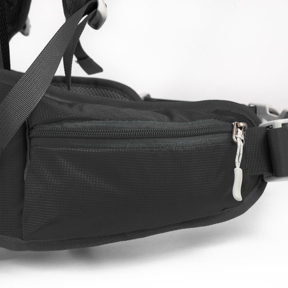 Plecak turystyczny BERGSON Svellnose 40l Black