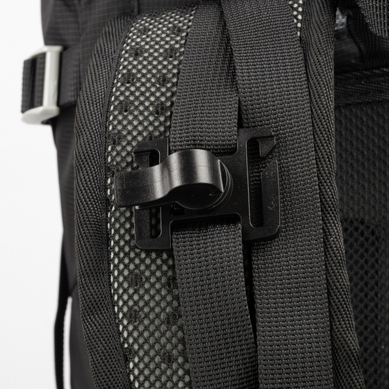 Plecak turystyczny BERGSON Svellnose 40l Black
